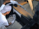 備長炭塗装の施工過程